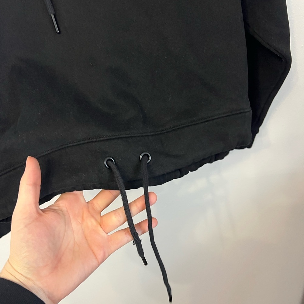 ZYIA Active Cropped Tie Hoodie - Picture 6 of 11